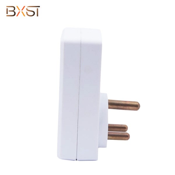 BXST 15 AMP Protecteur de tension automatique pour la maison V047-SA