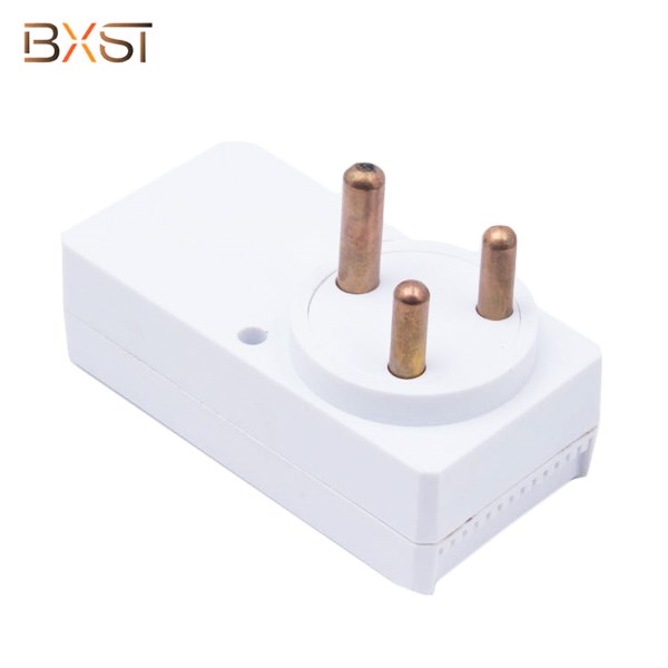 BXST 15 AMP Protecteur de tension automatique pour la maison V047-SA