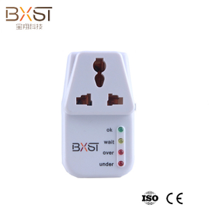 Protecteur de tension BXST avec socket universel V003-UK