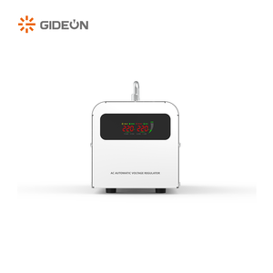 GD-AVR30-G stabilisateur de tension du plug-in universel portable avec protection contre la surtension et la sous-tension