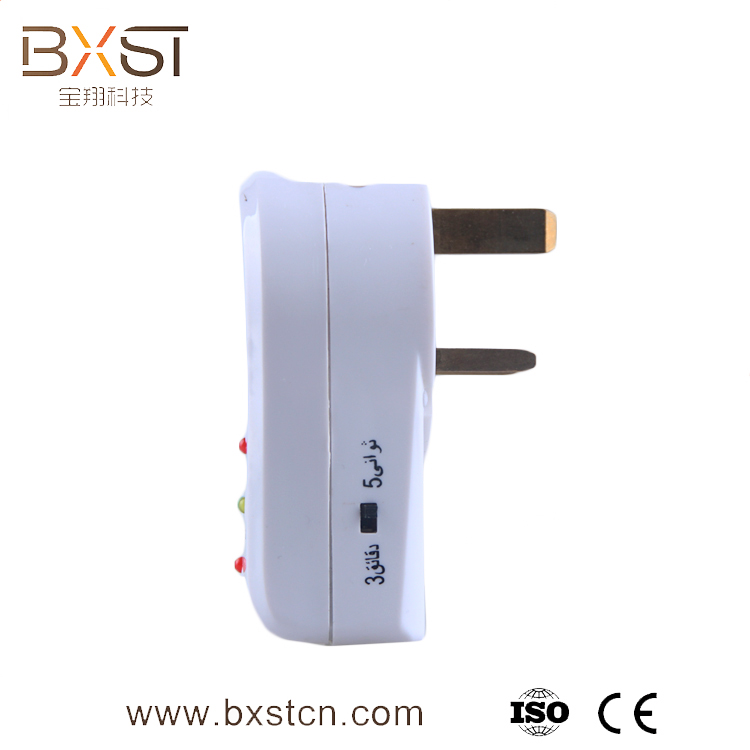 Protecteur de tension BXST avec socket universel pour ordinateurs V005